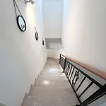 Albert's Center 101k Larnaca