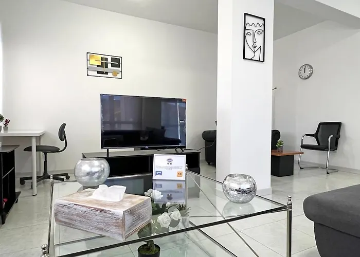 Albert's Center 101k Appartement