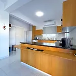Appartement Albert's Center 101k *
