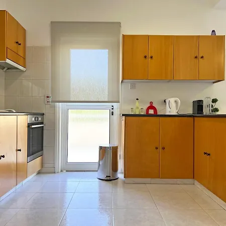 Albert's Center 101k Appartement *